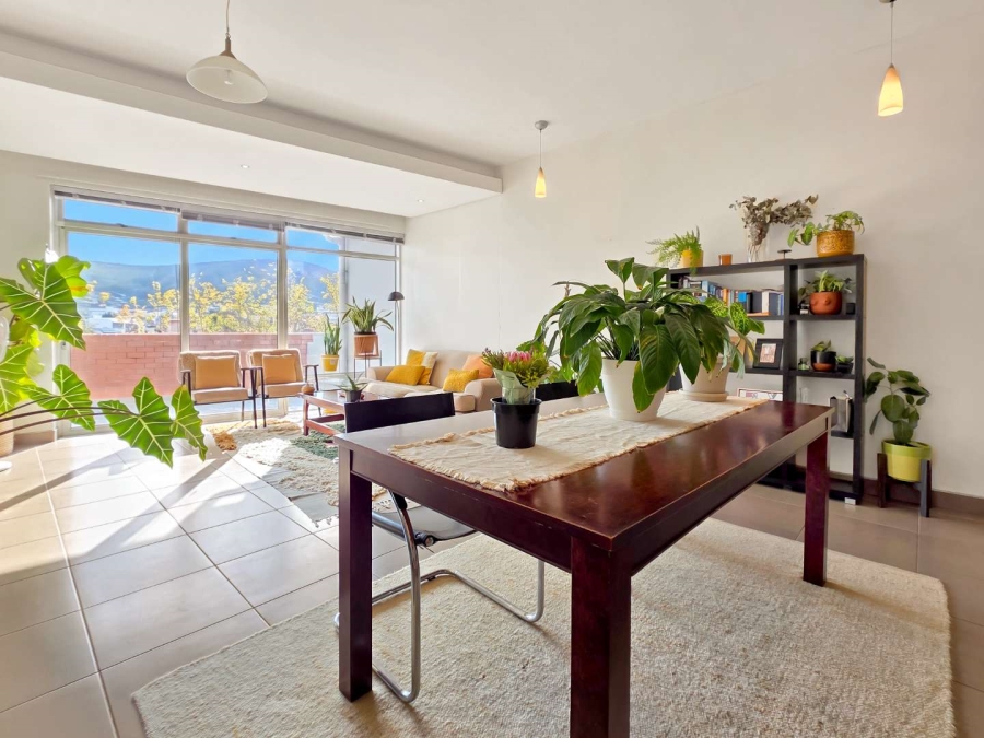 To Let 1 Bedroom Property for Rent in Gardens Western Cape
